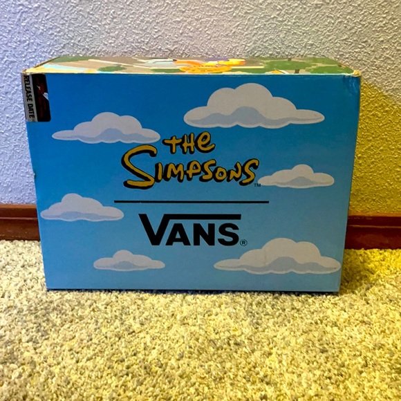 Limited addition Simpsons shoes - Picture 2 of 8